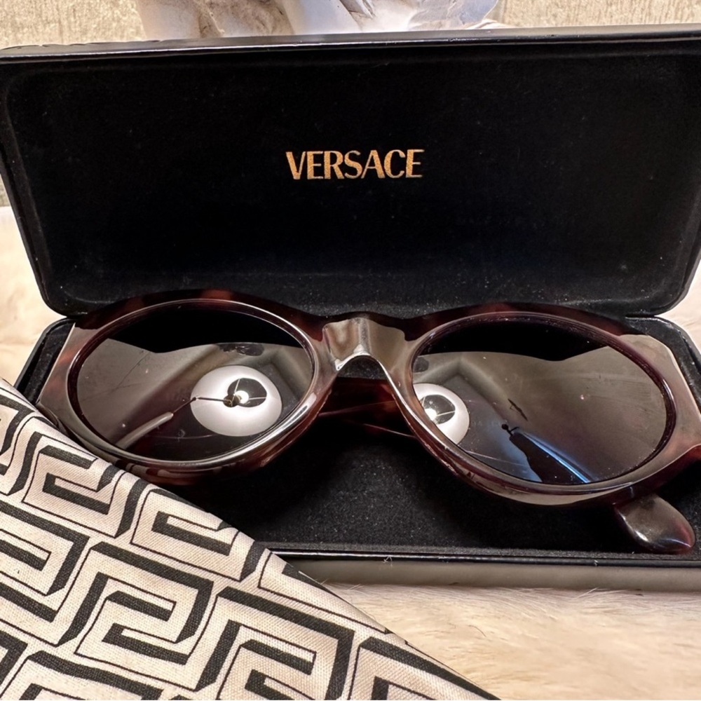 Versace Tortoise Sunglasses with Case and Cloth - Picture 3 of 12
